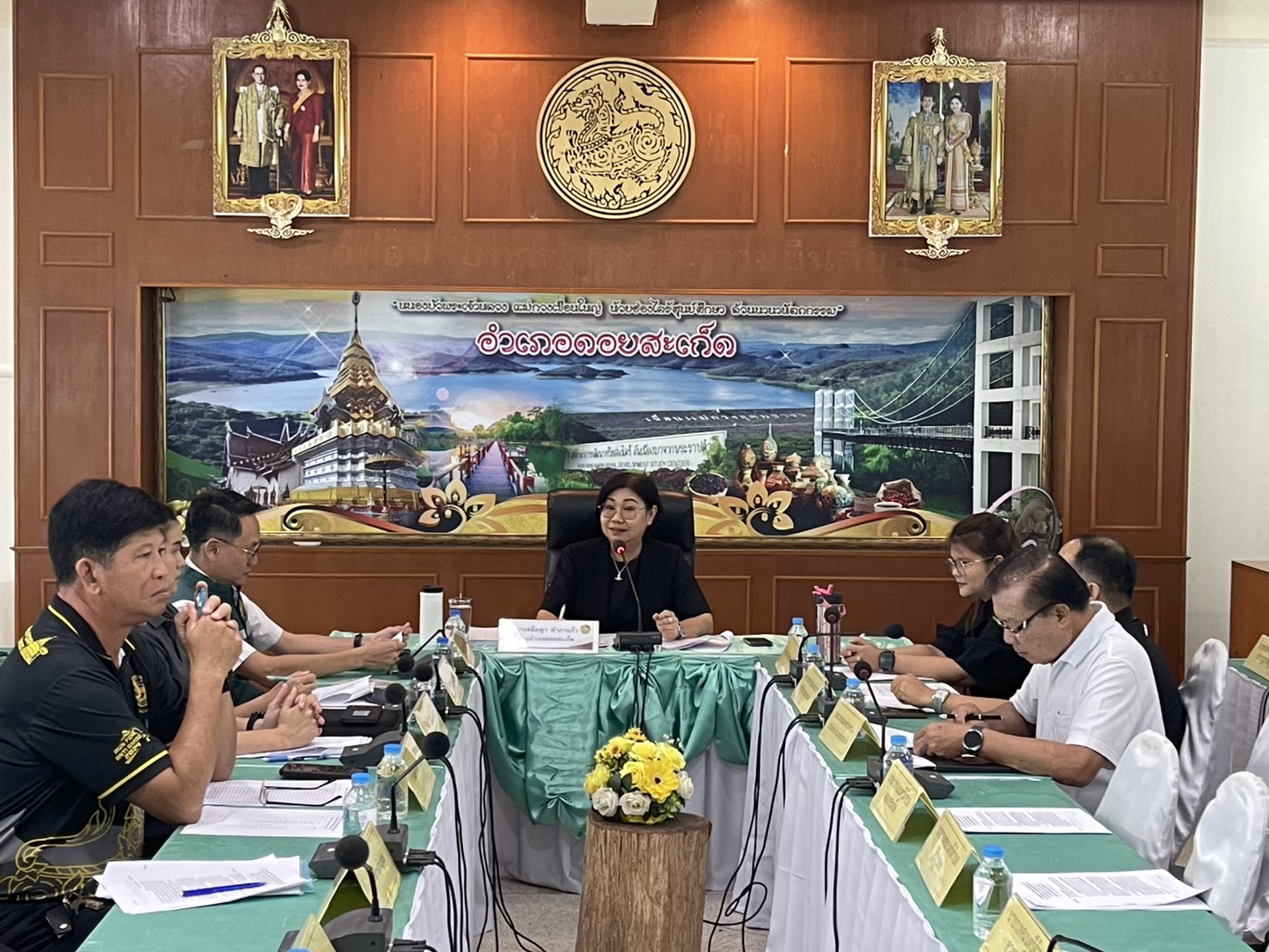 พช.ดอยสะเก็ด : ร่วมประชุมคณะกรรมการบริหารอำเภอแบบบูรณาการ (ก.บ.อ.) ติดตามความคืบหน้าโครงการลงทะเบียนเพื่อสวัสดิการแห่งรัฐ ปี 2569